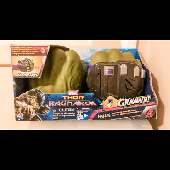 Marvel Other - 🆕 Marvel Thor: Ragnarok Hulk Smash FX Fists